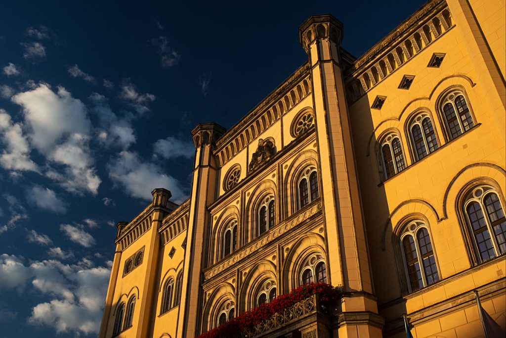 p0009 d507 093 lo res