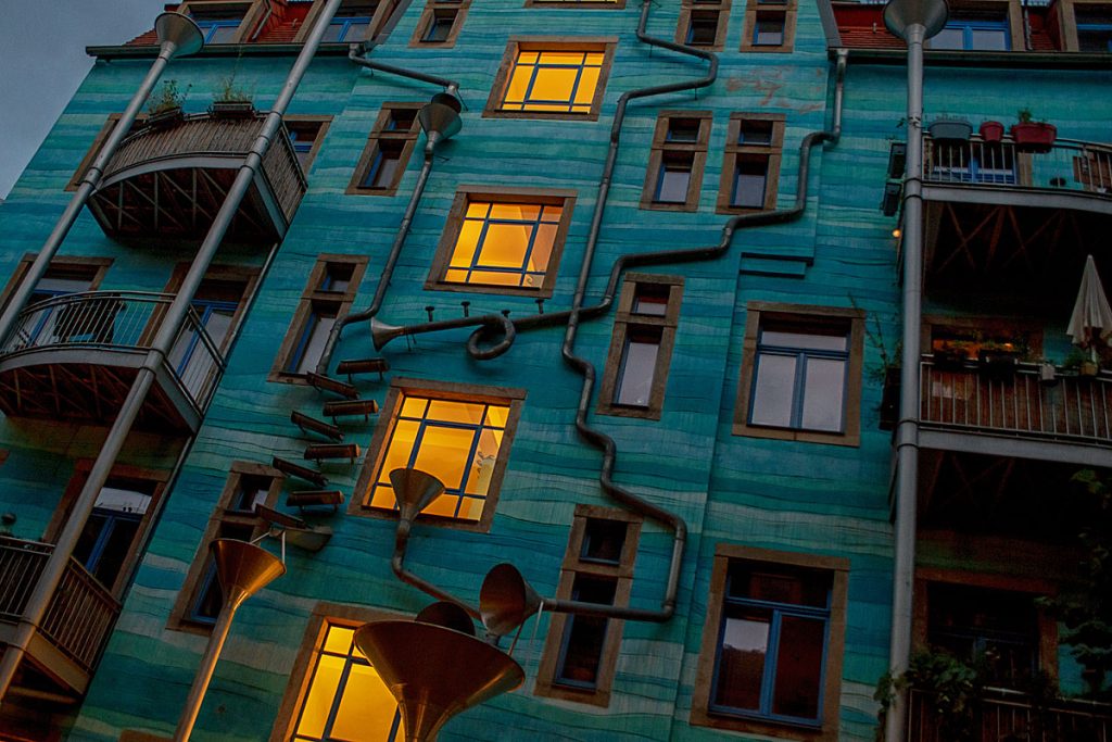 p0062 d437 58 lo res